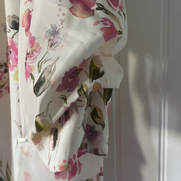 Floral Jacket - Picture 3 of 4